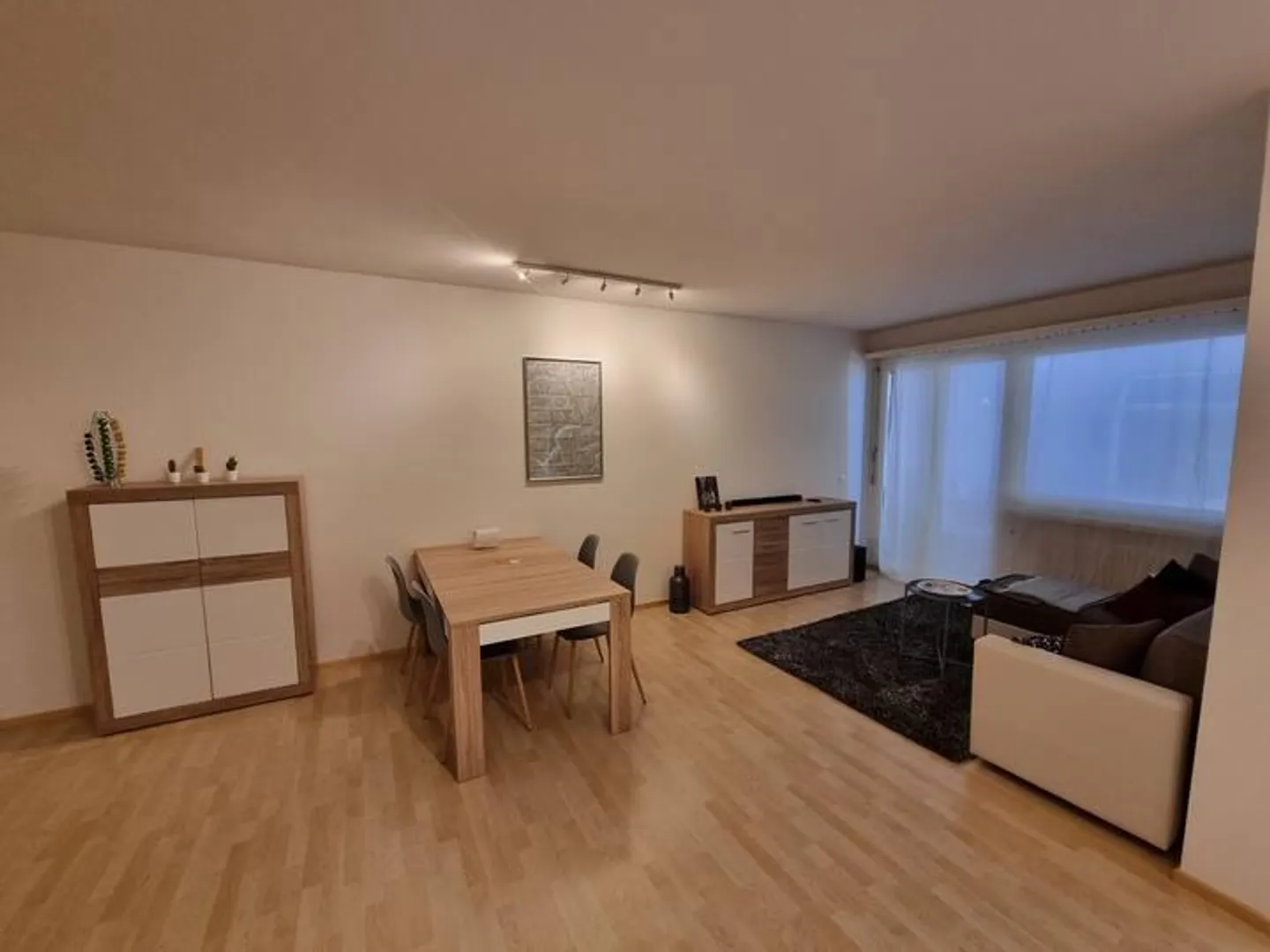 Appartamento di 2,5 stanze con balcone vista lago laterale a Lugano-Castagnola - Foto 11 di 17