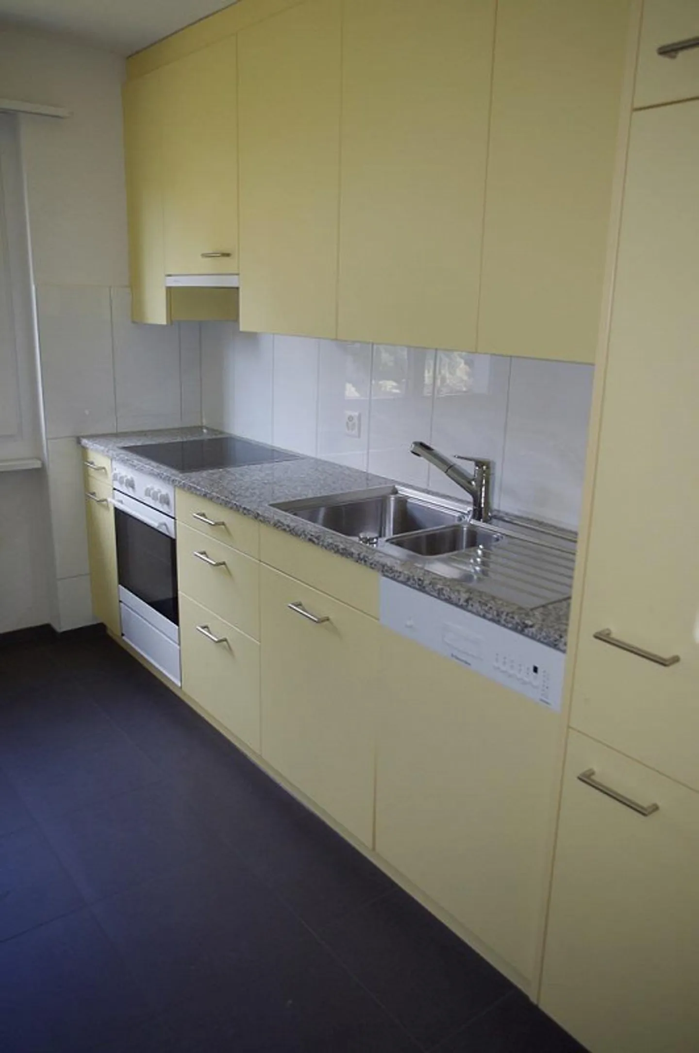 3.0 Room Apartment in a Quiet Location 2nd Floor - Photo 3 of 20