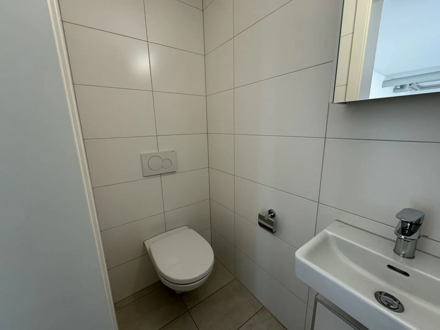Spazio commerciale / Ufficio di circa 28 m² - 1° affitto netto gratuito! - Foto 4 di 7