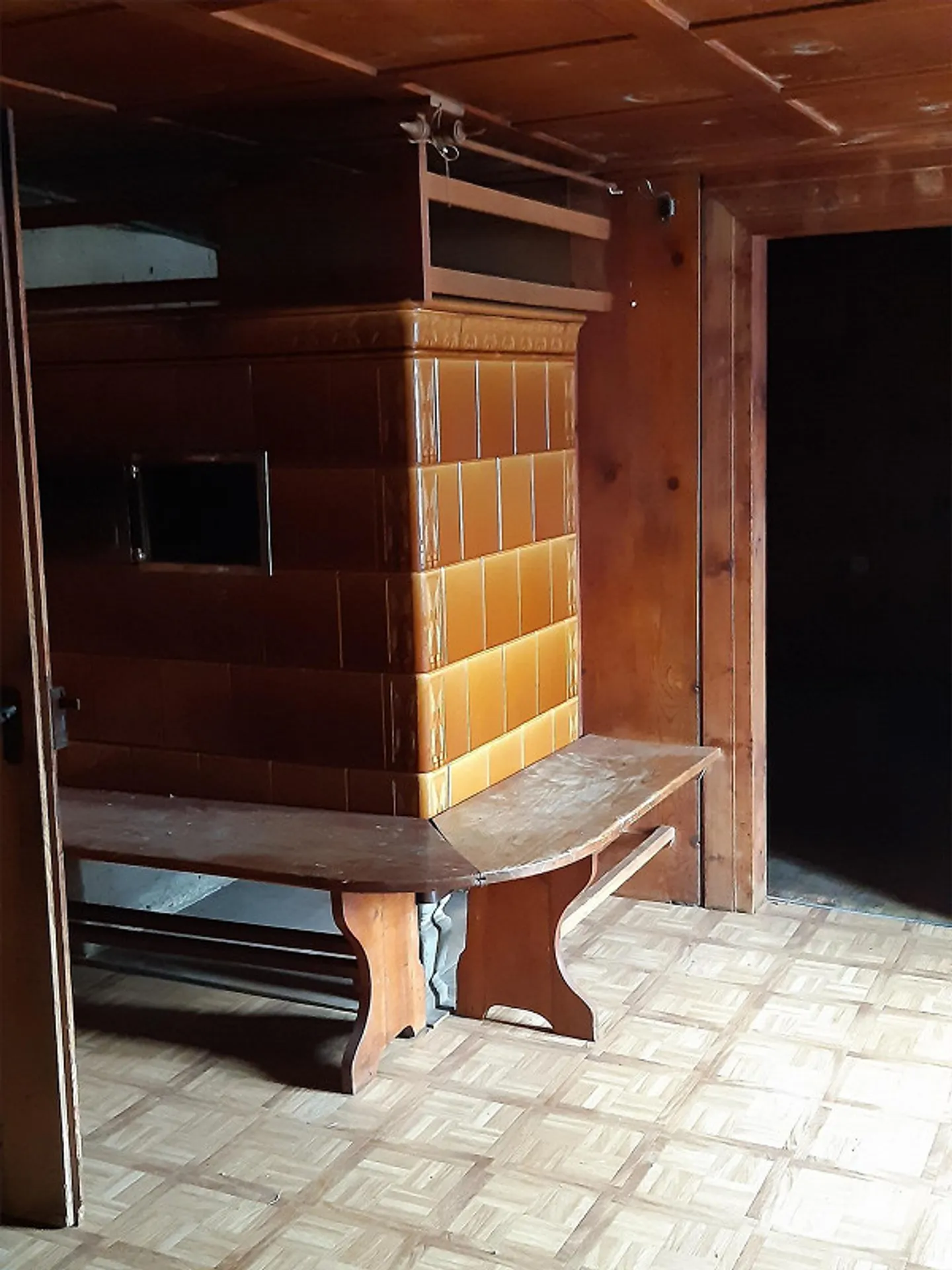 Old Farmhouse - Photo 4 of 7