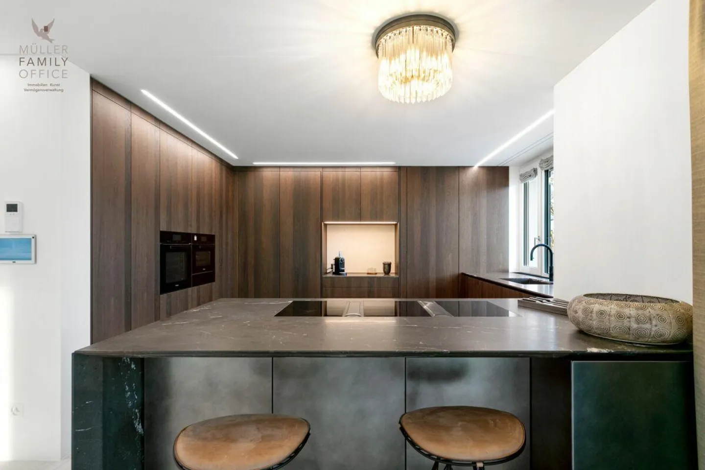 The Rosenberg Penthouse - an architectural luxury unique above the rooftops of St. Gallen - Photo 9 of 13