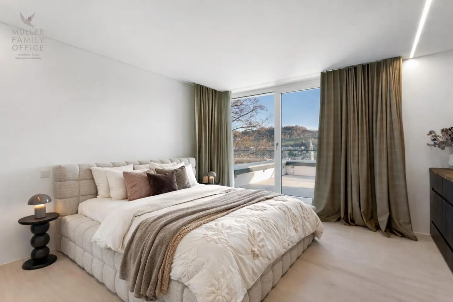 The Rosenberg Penthouse - an architectural luxury unique above the rooftops of St. Gallen - Photo 12 of 13