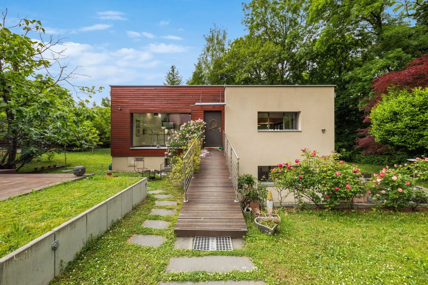 Lusso e natura a due passi dal centro - Villa privata contemporanea a Grand-Lanc - Foto 8 di 25