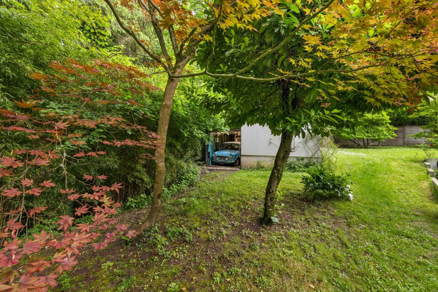 Lusso e natura a due passi dal centro - Villa privata contemporanea a Grand-Lanc - Foto 9 di 25