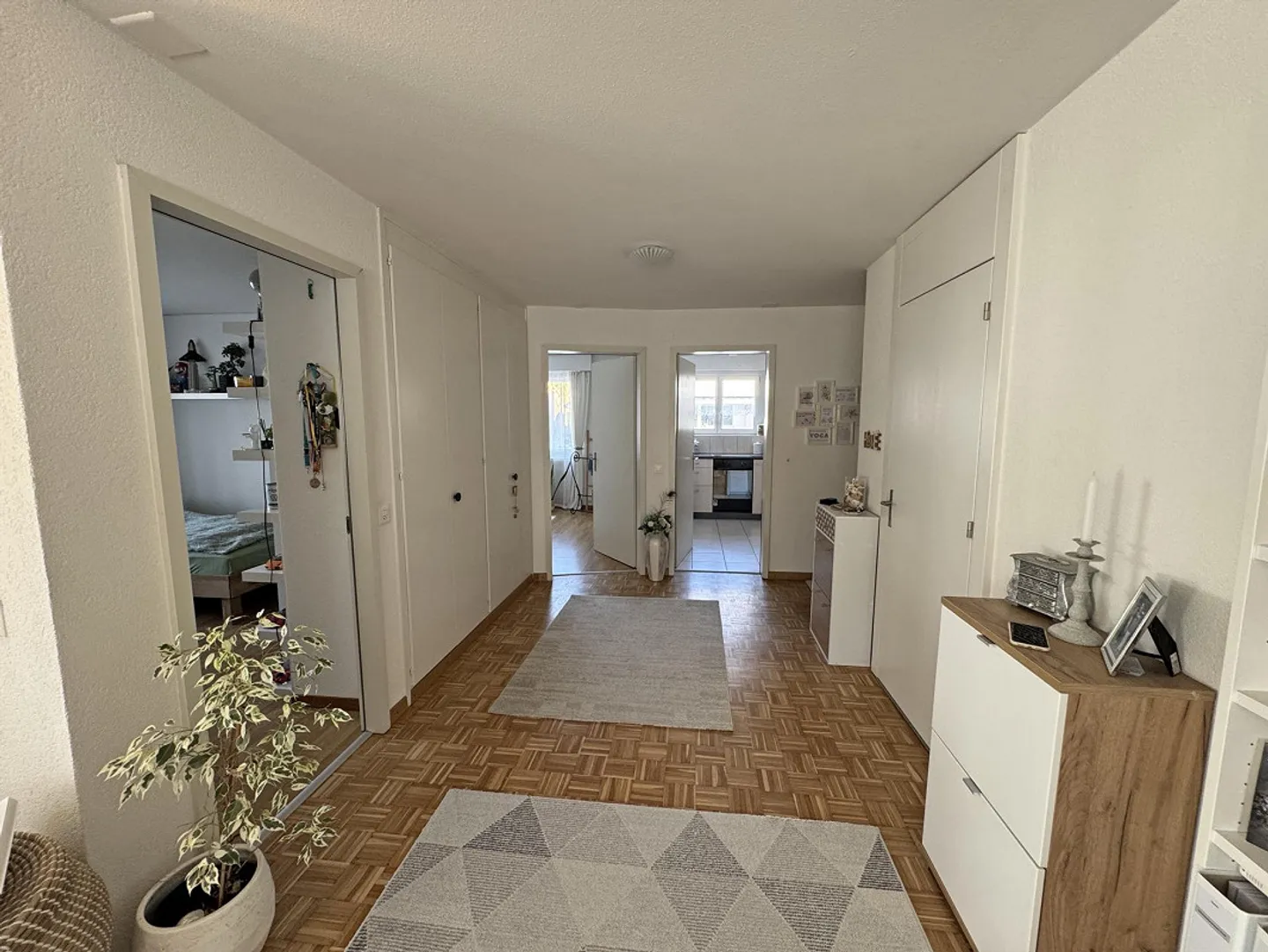 Appartamento 3.5 locali con posto auto - Foto 5 di 14