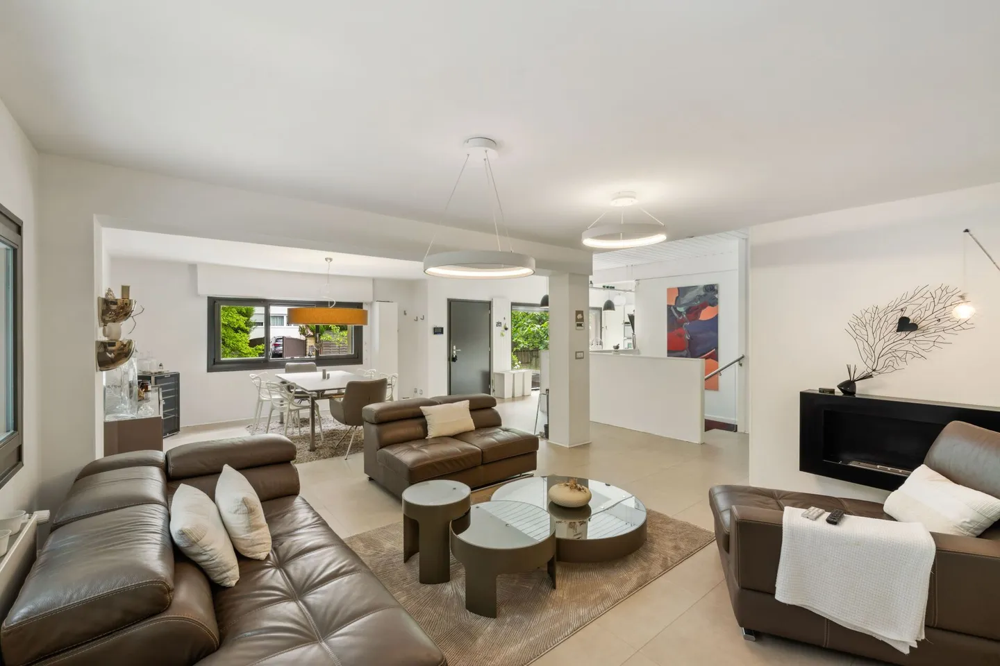 Lusso e natura a due passi dal centro - Villa privata contemporanea a Grand-Lanc - Foto 11 di 25