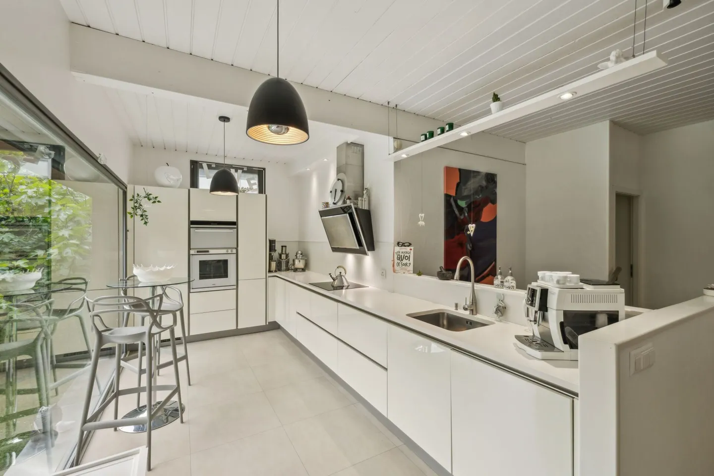 Lusso e natura a due passi dal centro - Villa privata contemporanea a Grand-Lanc - Foto 13 di 25