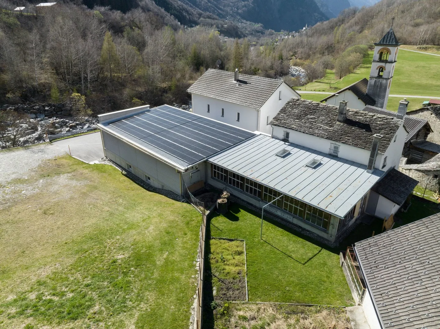 Zu vermieten in Mesocco Gewerberäume/Lager - Foto 3 von 5