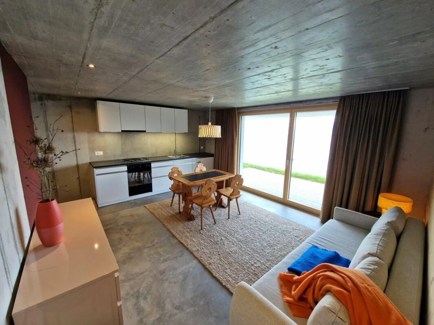 2 Room Furnished Apartment - Photo 3 of 16