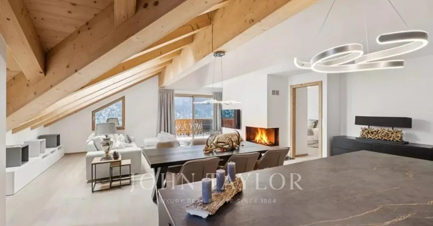 Spacieux appartement en semi-attique avec vue panoramique - Foto 3 di 13