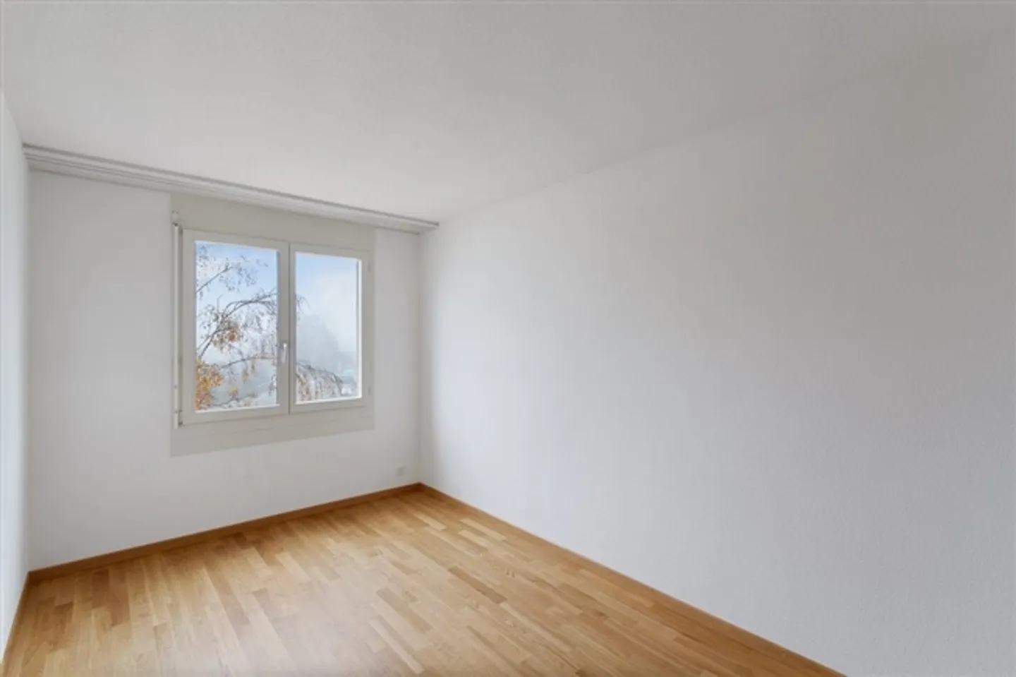 Spacious apartment in a good location - Photo 8 of 12