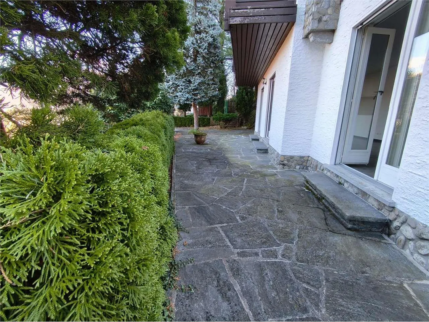 Breganzona - Luxurious 4.5 Room Apartment with Outdoor Area, Fireplace and Mountain View - Photo 3 of 13