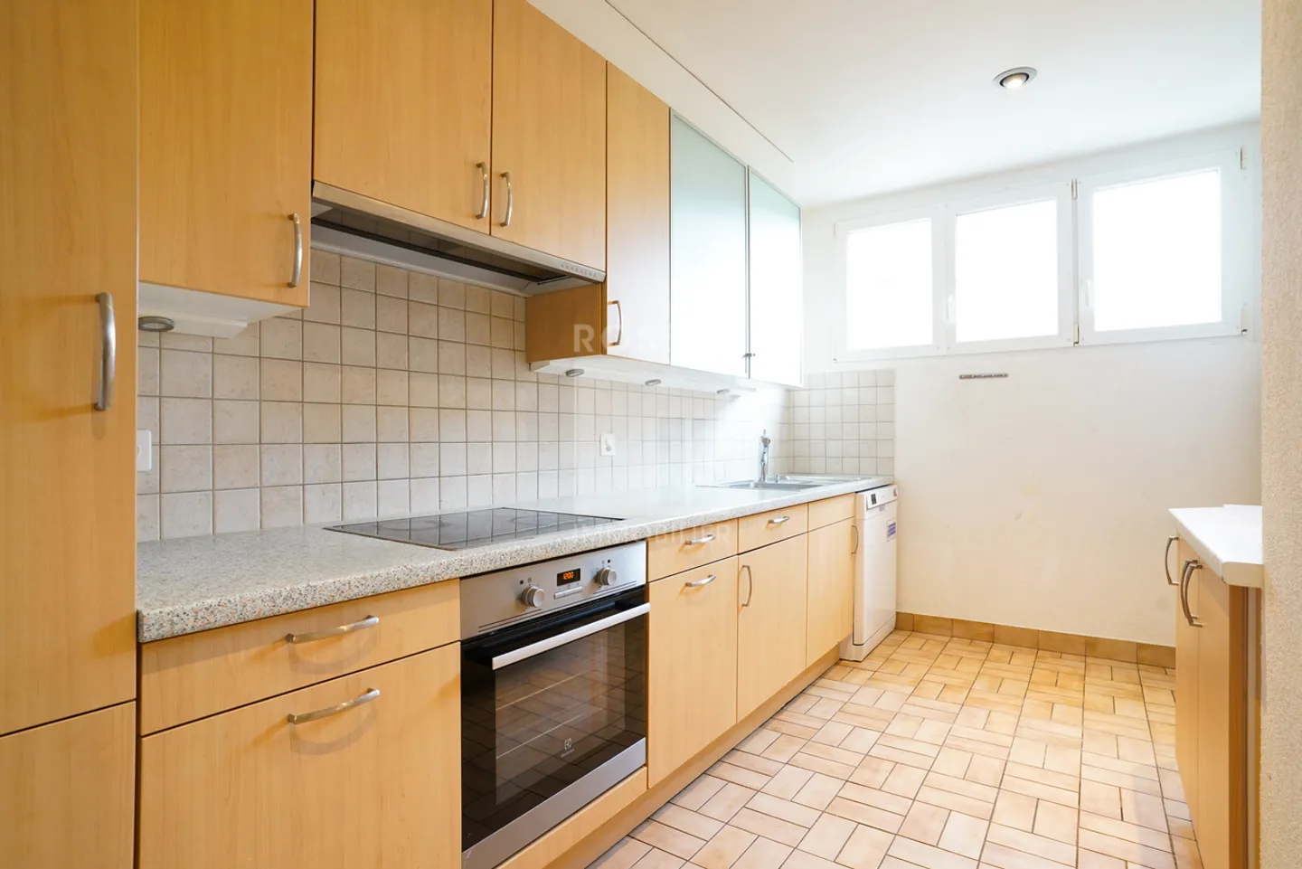 Villa de 6 pièces à louer au Grand-Saconnex - Photo 5 sur 14