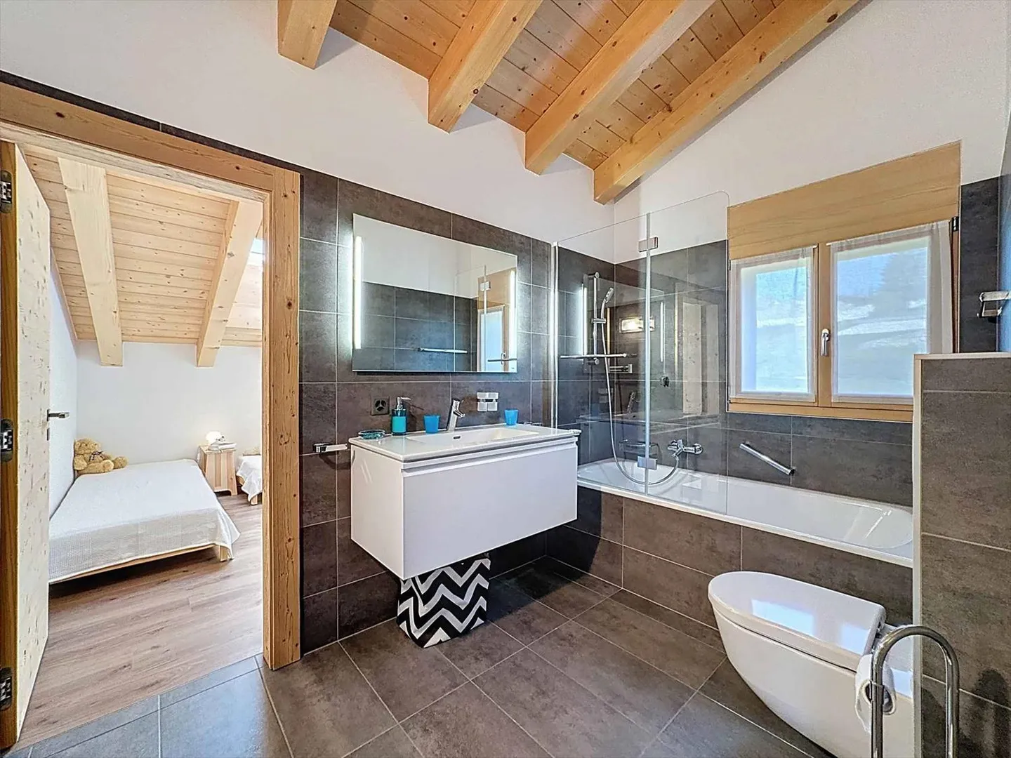 Magnifico chalet in legno con vista panoramica - Foto 10 di 13