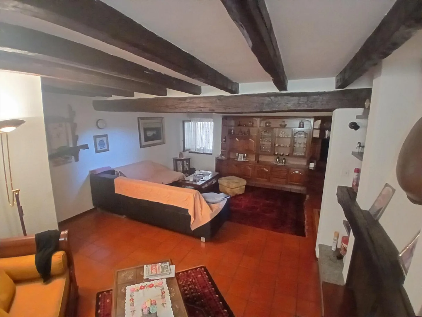 LARGE HOUSE WITH 5.5 ROOMS, BAR AND STORAGE IN PONTE TRESA - Photo 4 of 9