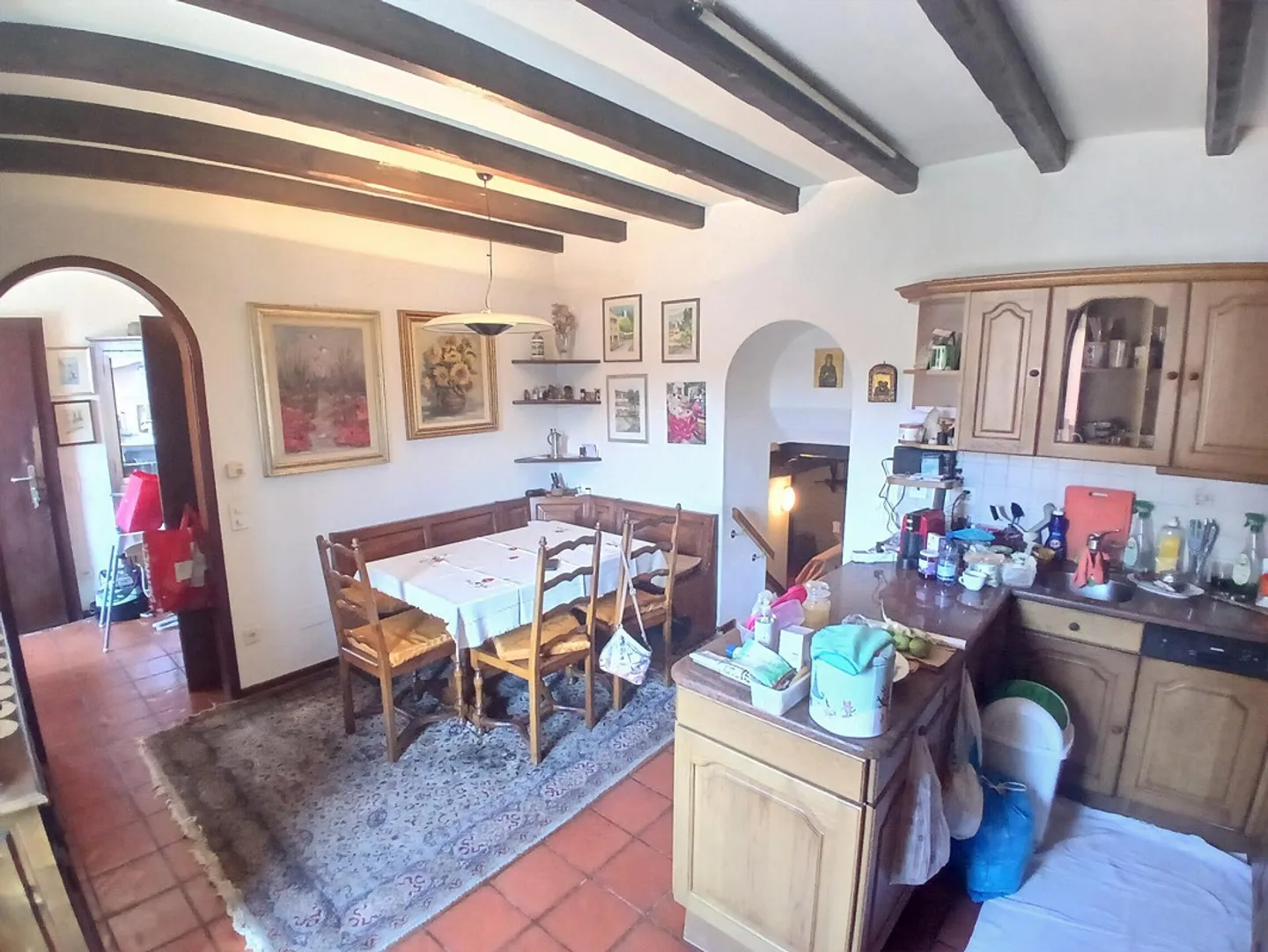 LARGE HOUSE WITH 5.5 ROOMS, BAR AND STORAGE IN PONTE TRESA - Photo 6 of 9