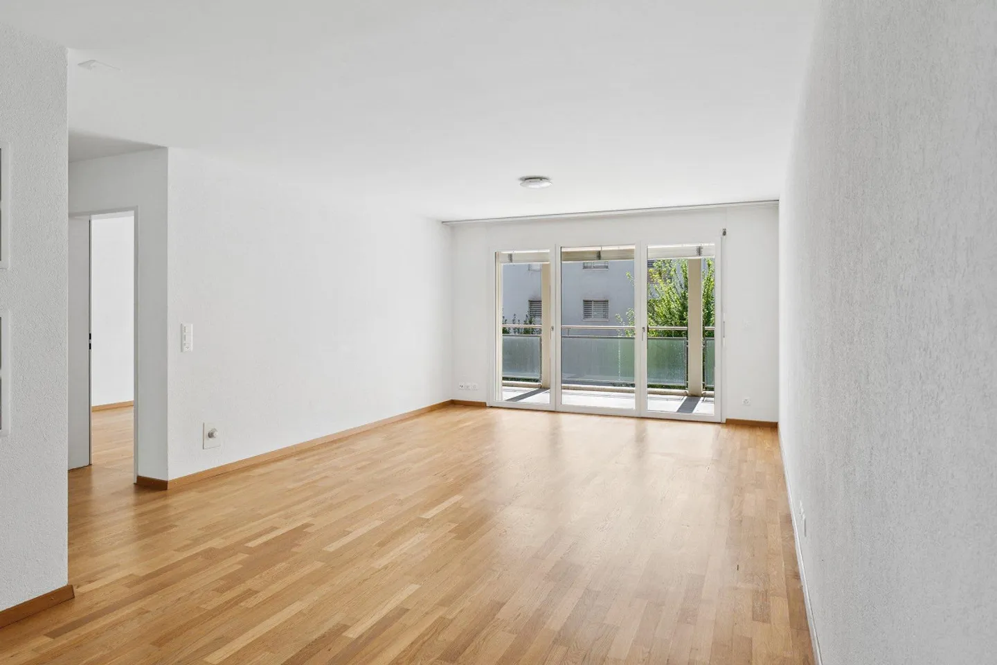 Mieten ohne Kaution - Wohnen im Zentrum von Wetzikon ZH - Foto 2 von 8