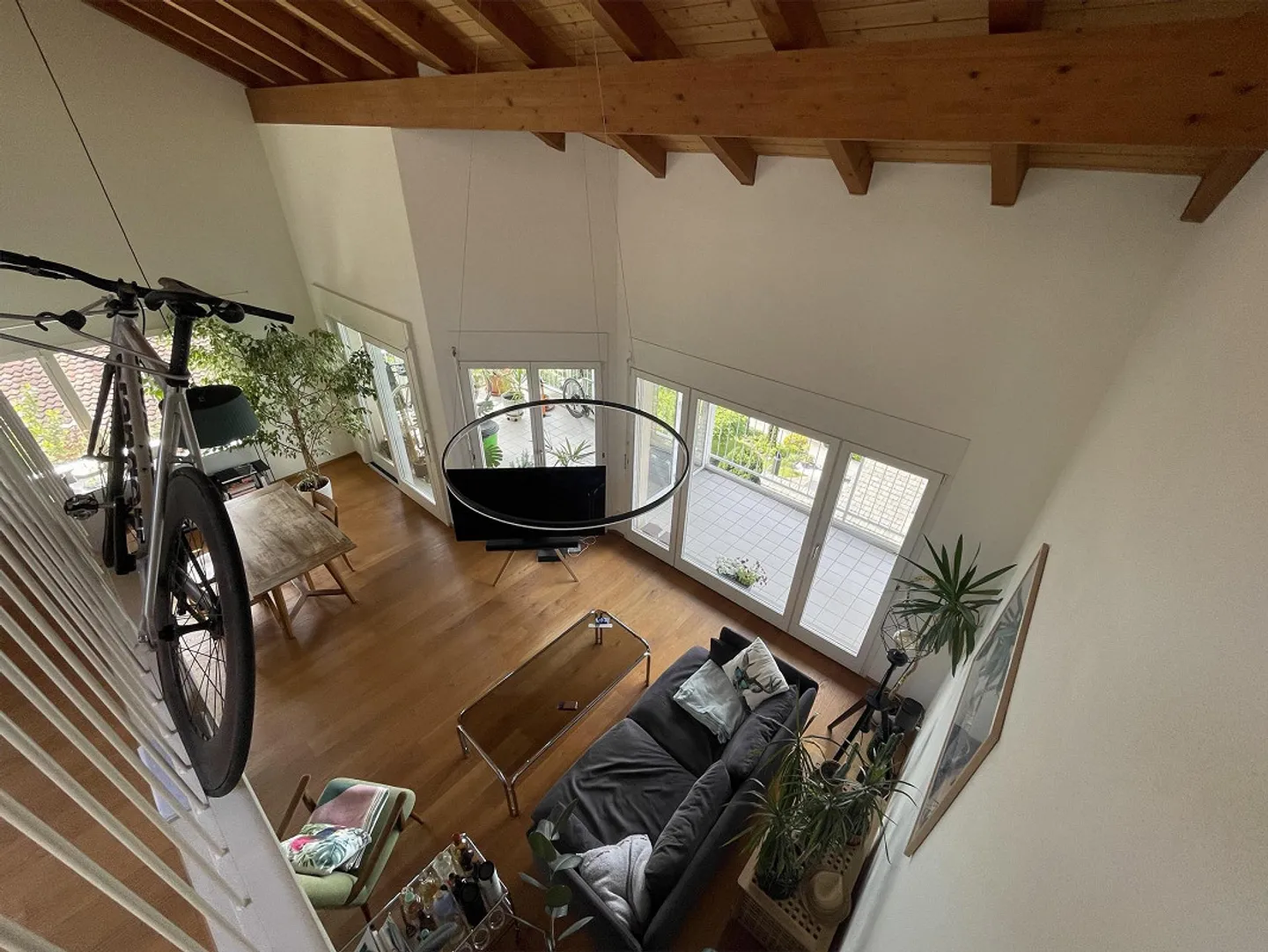 Maison avec deux appartements, bureau séparé et vue unique - Photo 10 sur 21