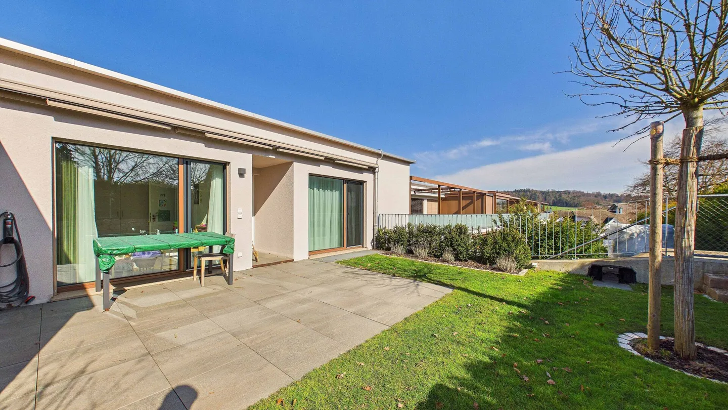 Casa familiare elegante a Kloten - Foto 3 di 19