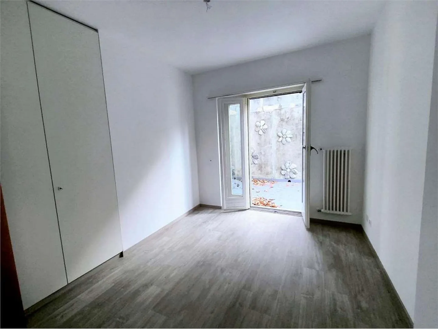 Breganzona - Luxurious 4.5 Room Apartment with Outdoor Area, Fireplace and Mountain View - Photo 12 of 13