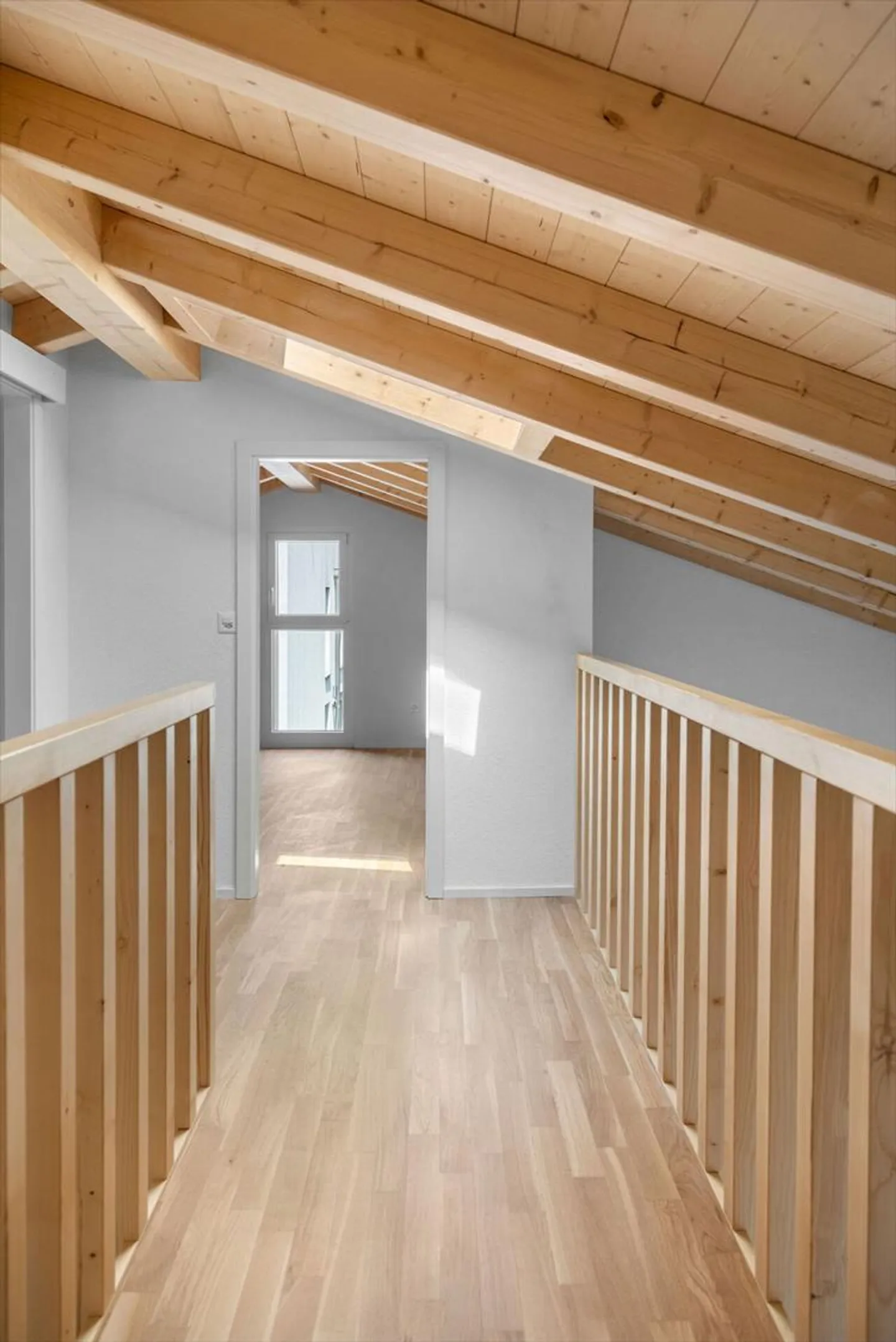 3.5-room duplex penthouse in a NEW building! - Photo 12 of 13