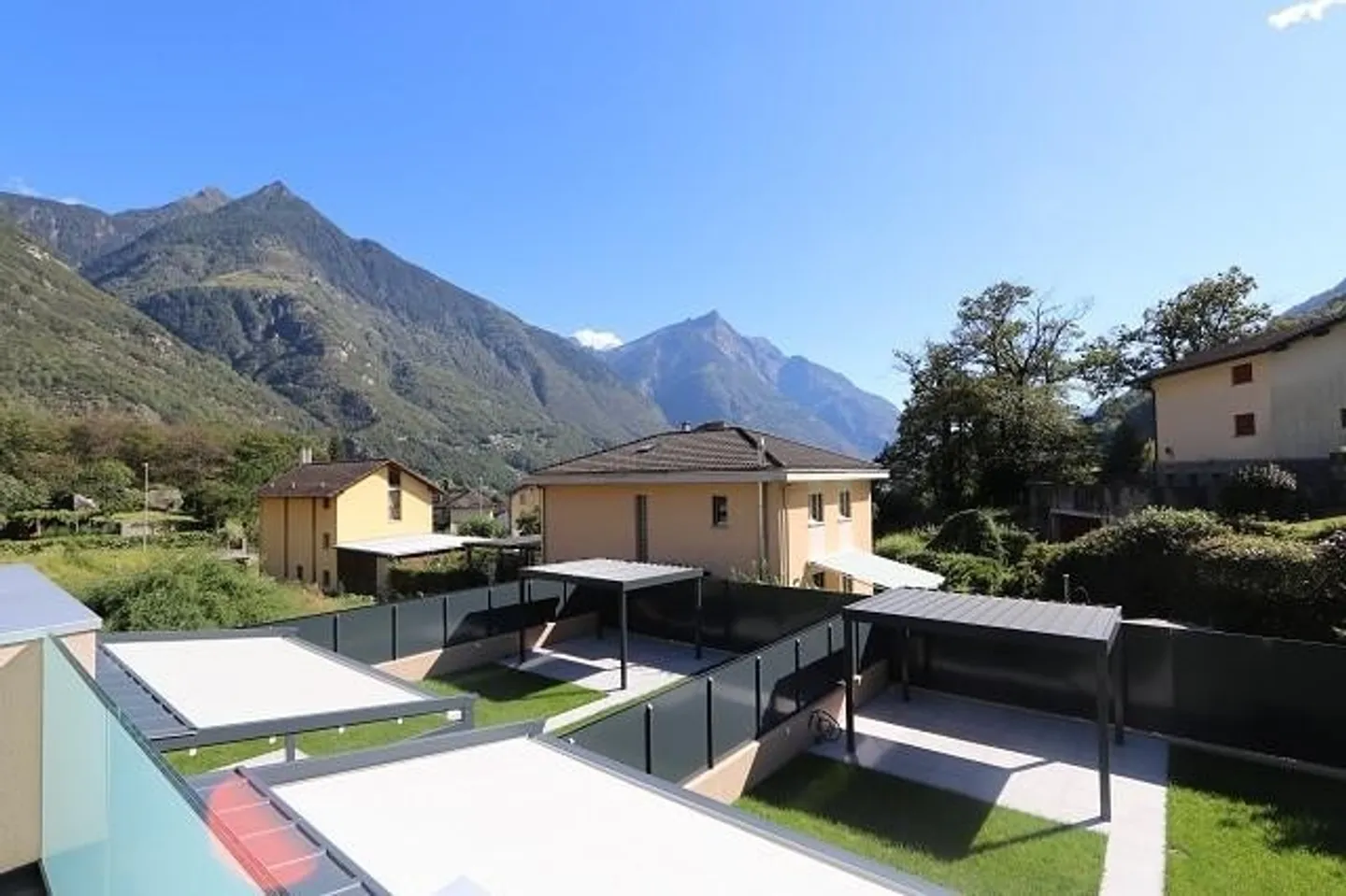 Villa luxueuse avec vue sur les montagnes - Photo 12 sur 19