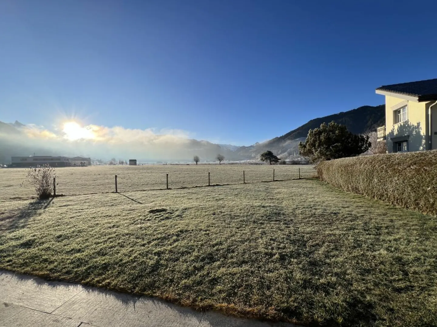 Living with a View - Bungalow with Unobstructed Lake View - Photo 7 of 17