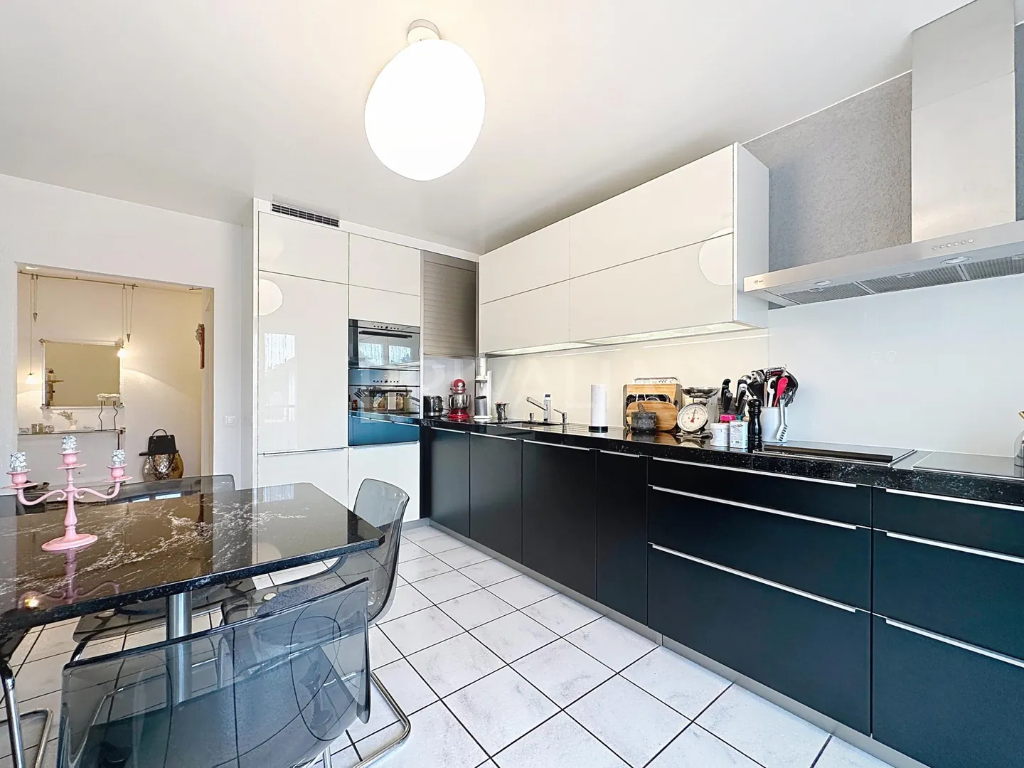 Renovated Duplex in Bernex - Photo 4 of 9