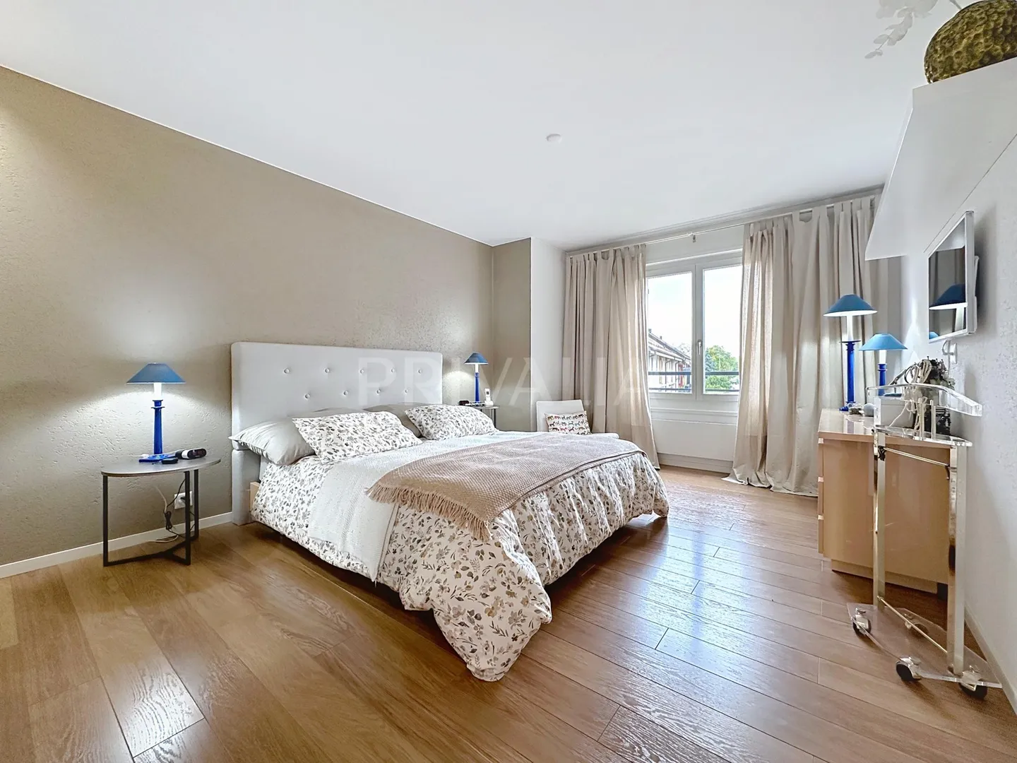 Renovated Duplex in Bernex - Photo 5 of 9