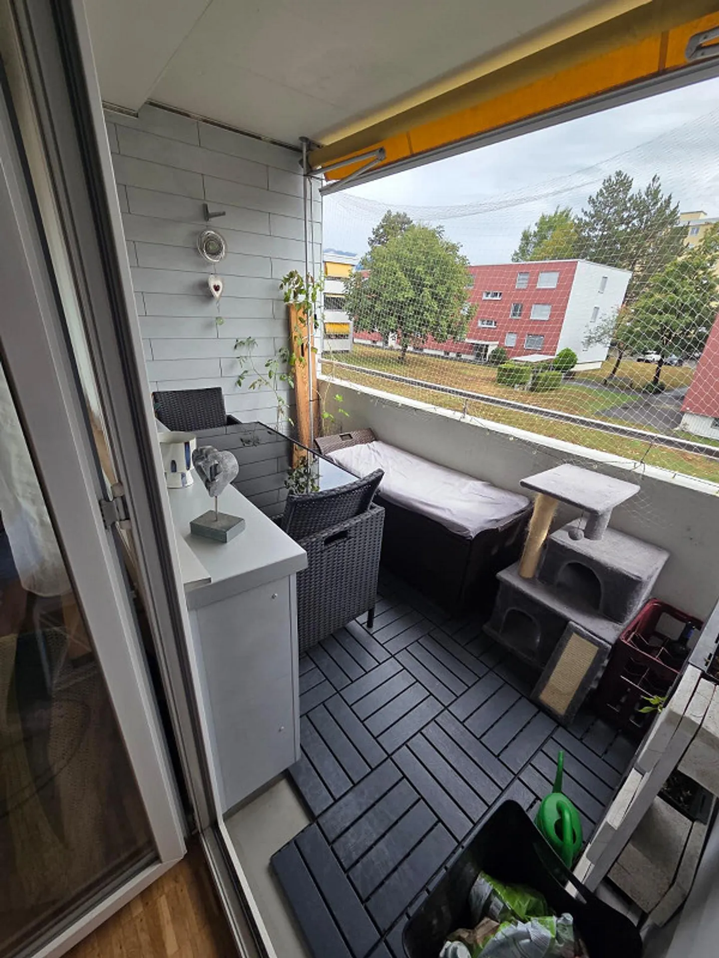 Bright 3 bedroom apartment with balcony - Photo 11 of 17