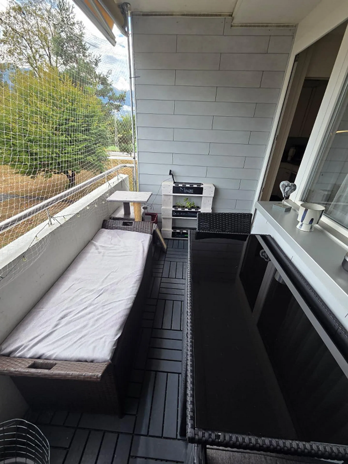 Bright 3 bedroom apartment with balcony - Photo 12 of 17
