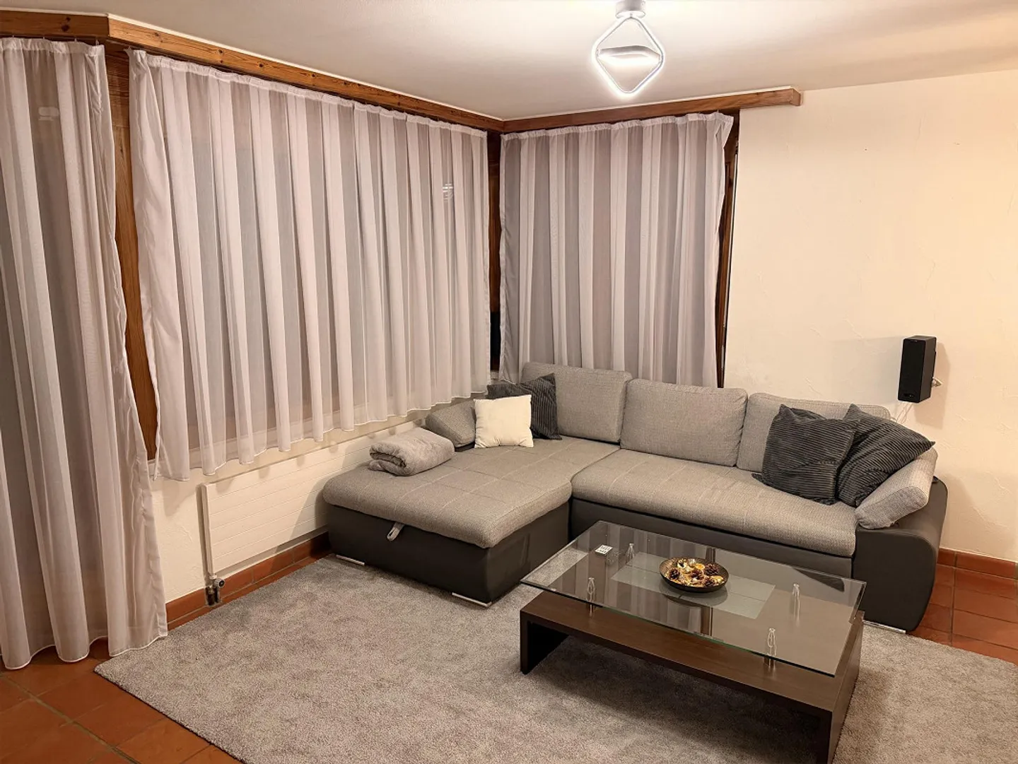 Charmante 2.5-Zimmer Wohnung - Foto 2 von 7