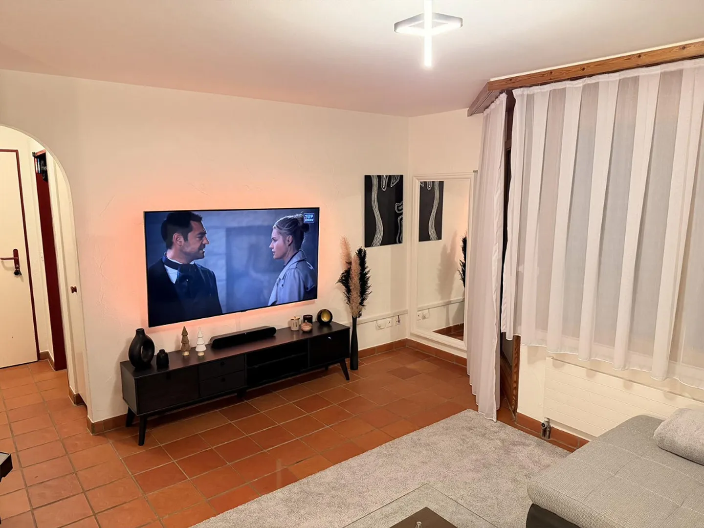 Charmante 2.5-Zimmer Wohnung - Foto 3 von 7