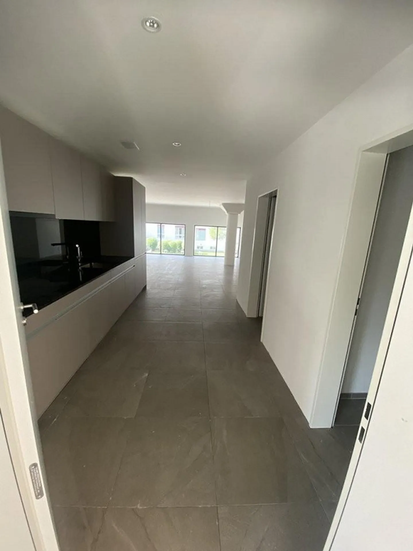 Espace de bureau/commercial attrayant dans un nouveau bâtiment, première occupation à Lucerne/Littau - Photo 7 sur 7