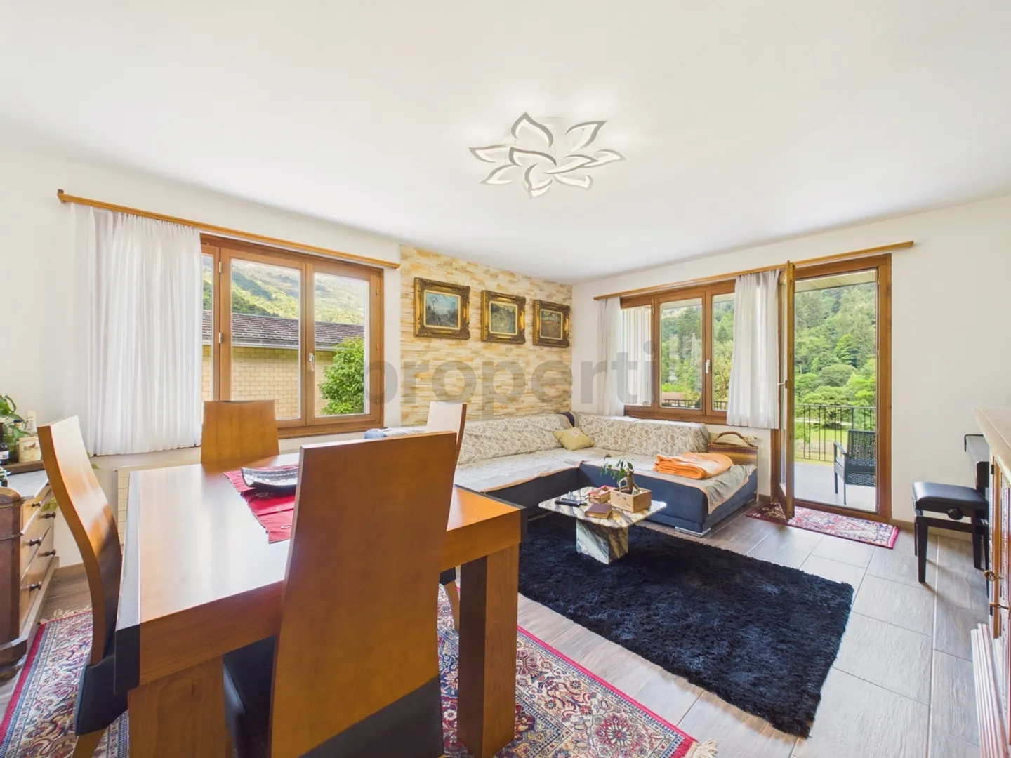 Single house for sale - Photo 4 of 13