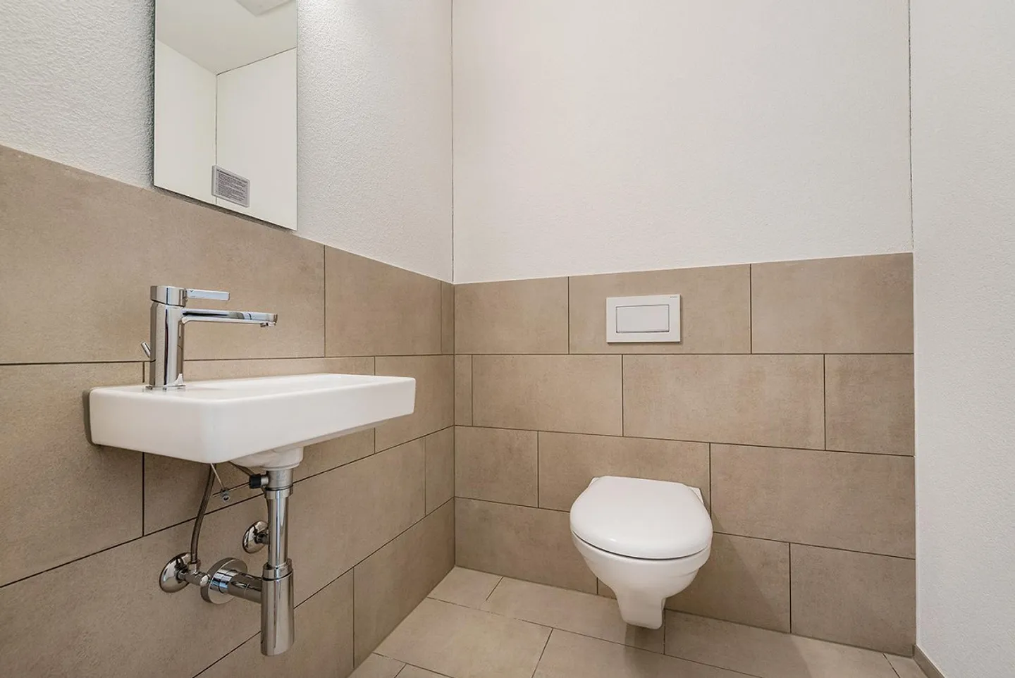 Stylish new 2.5-room apartment in the heart of the city of Kreuzlingen - Photo 9 of 9