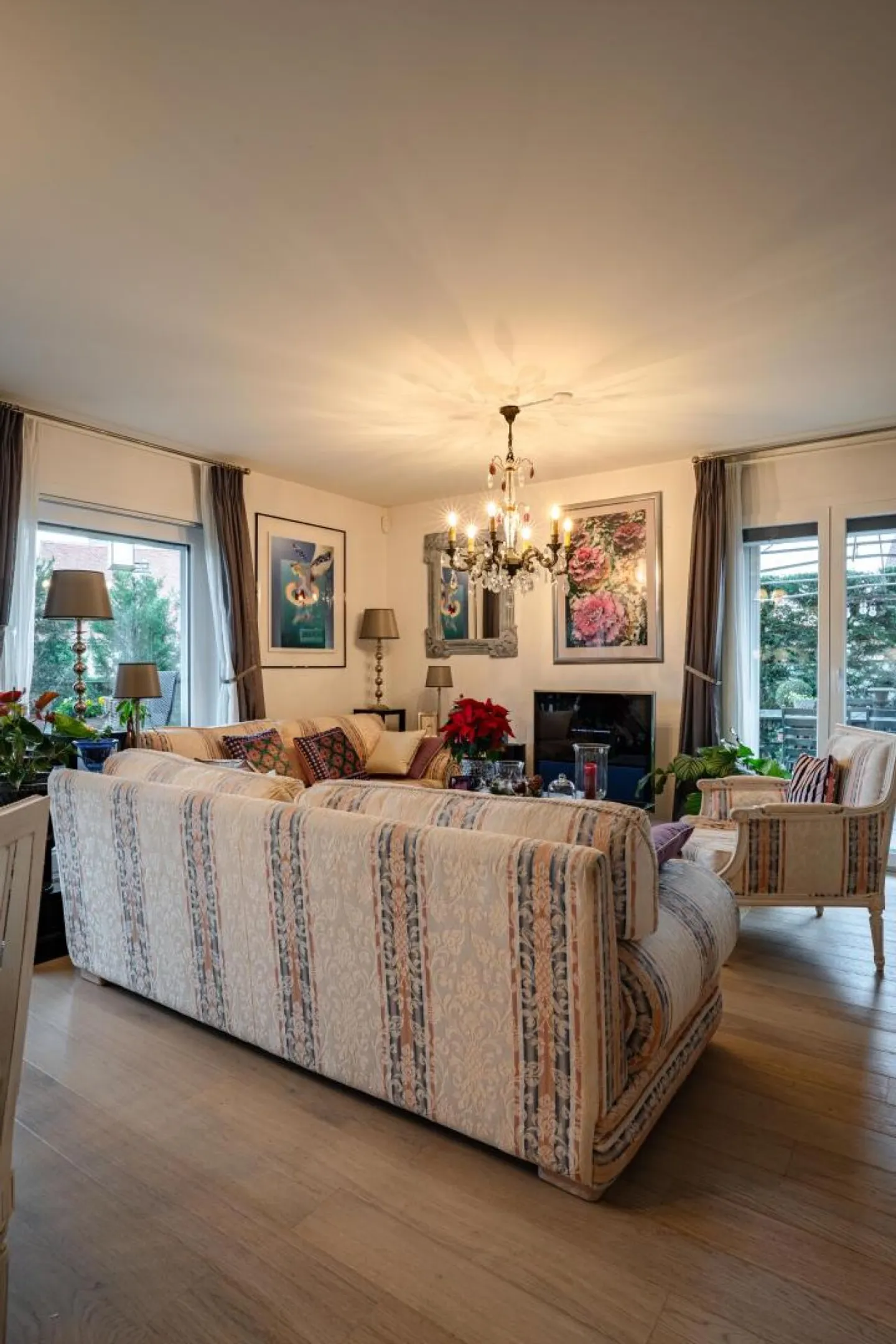 Appartamento moderno con giardino - Foto 5 di 10