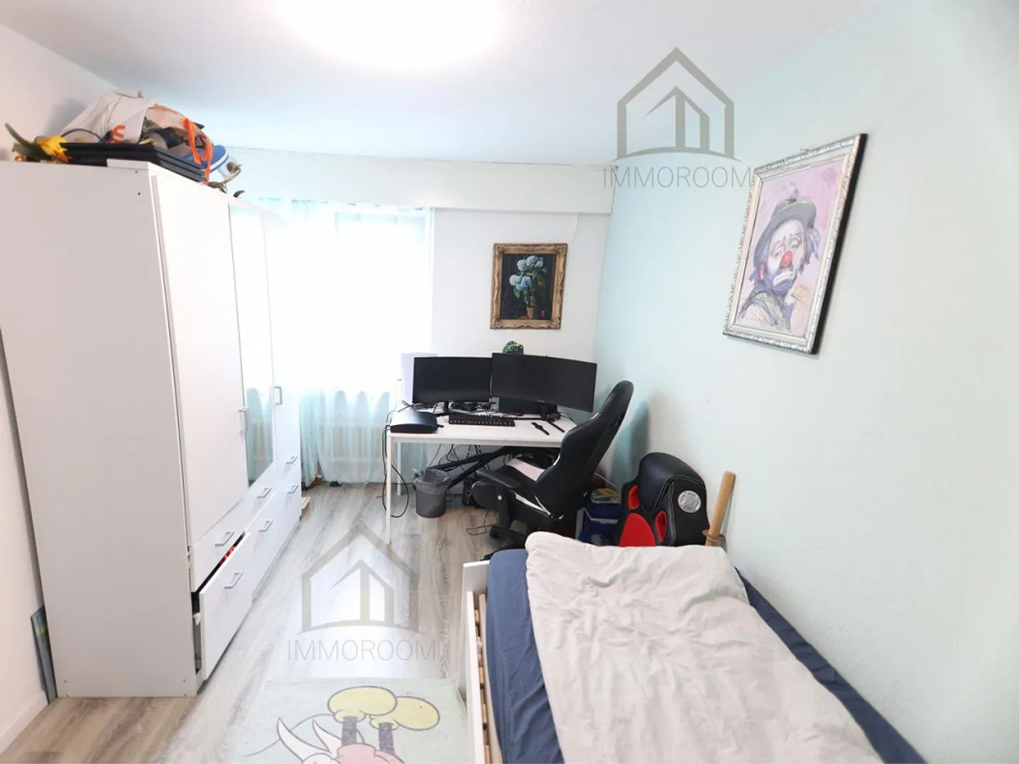 Charming and light-flooded apartment in an attractive location - Photo 9 of 16