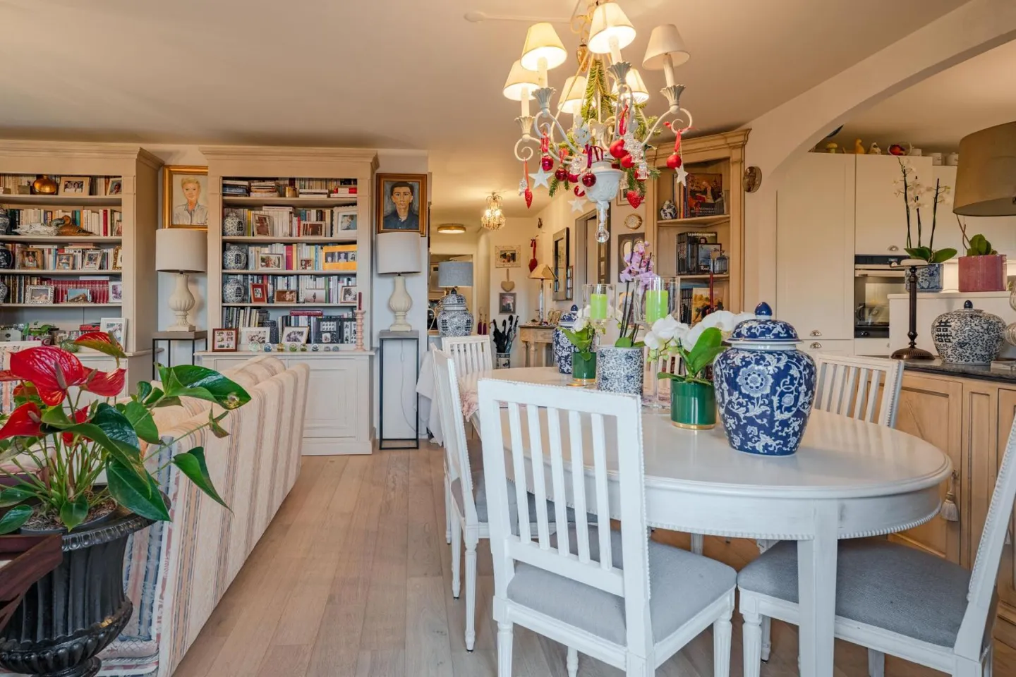 Appartamento moderno con giardino - Foto 7 di 10