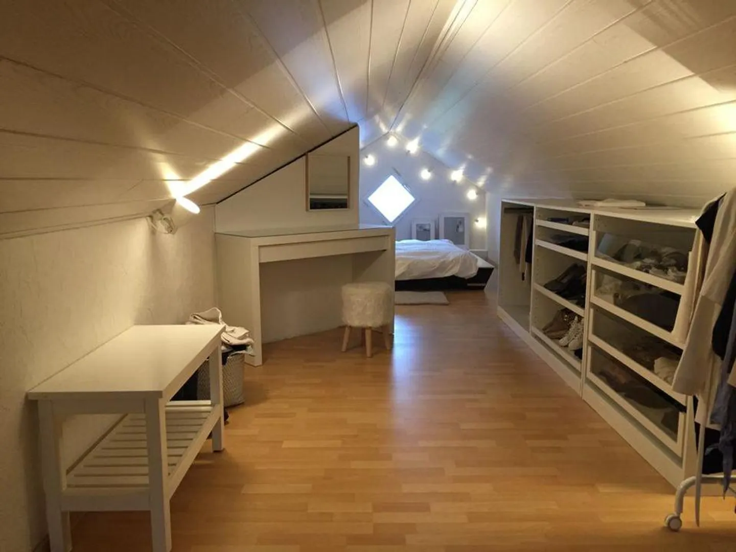 GROSSER DUPLEX 5.5 ZIMMER MÖBLIERT IN LAUSANNE (NAHE EHL) - Foto 2 von 10