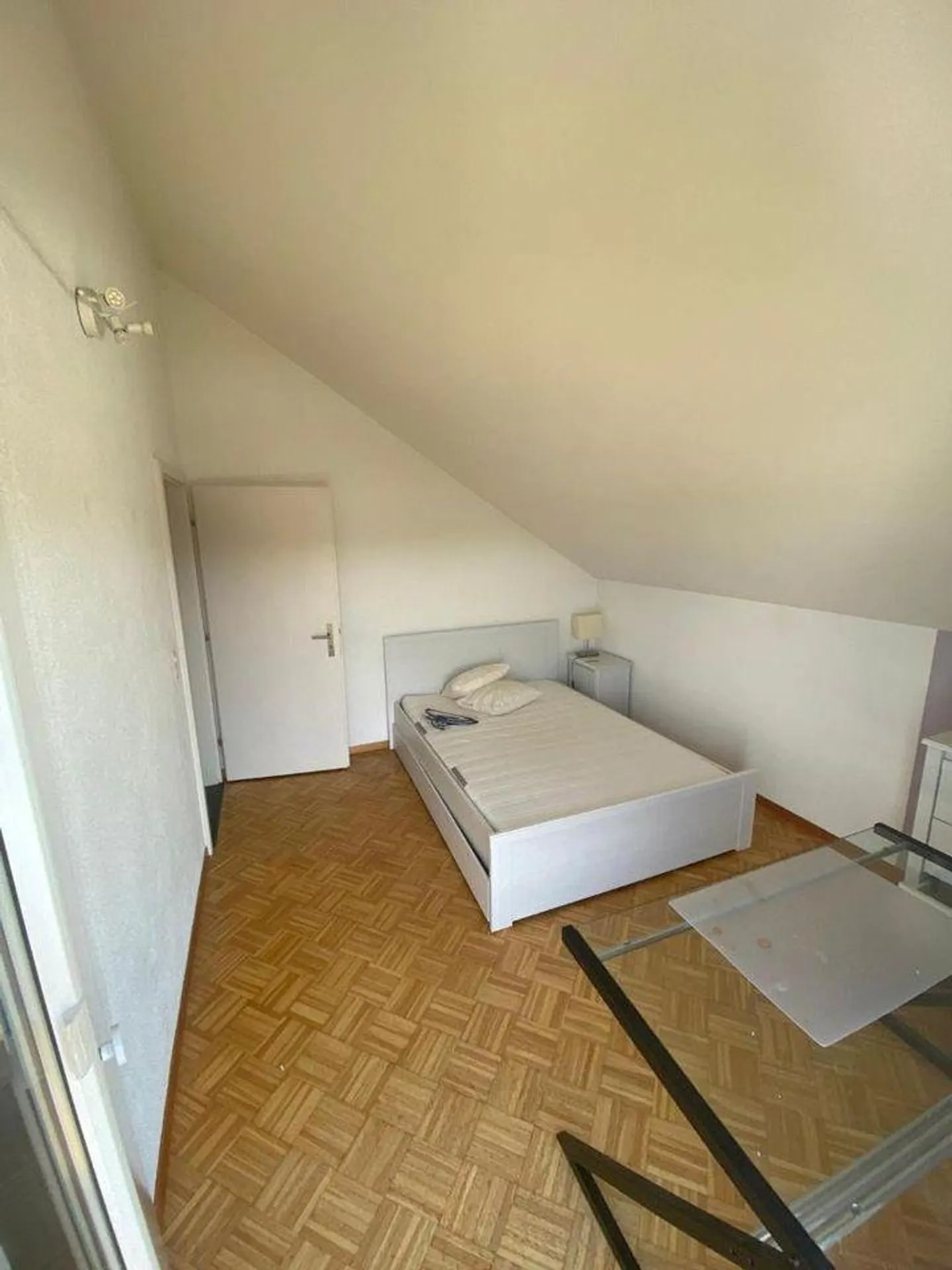 GROSSER DUPLEX 5.5 ZIMMER MÖBLIERT IN LAUSANNE (NAHE EHL) - Foto 4 von 10