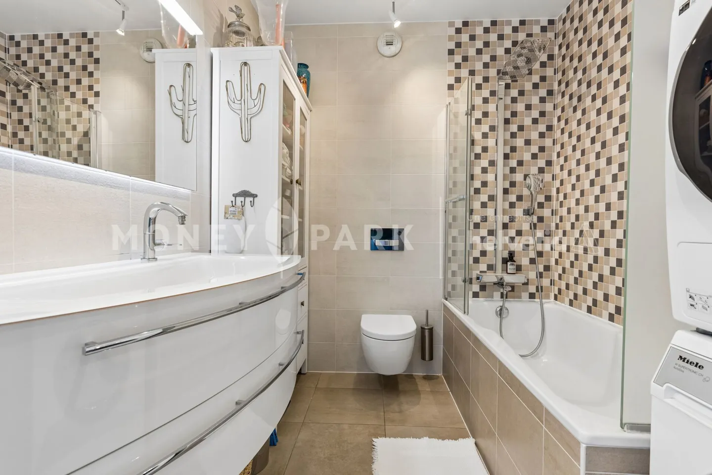 Casatax: Superb Cross-Section Apartment - Photo 7 of 10