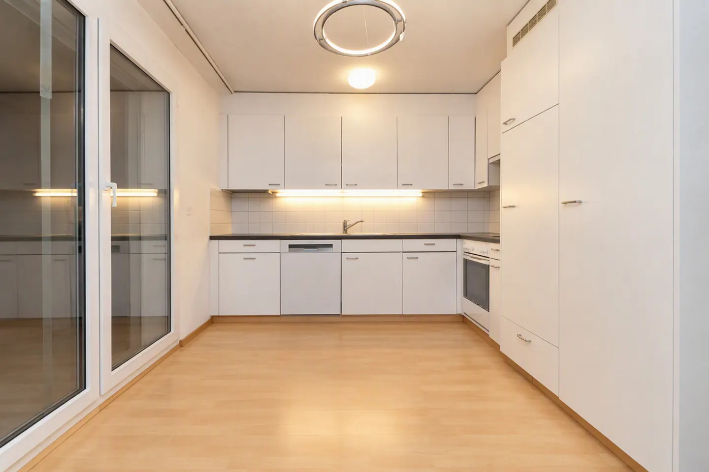 Wohnung mieten - Foto 2 von 8