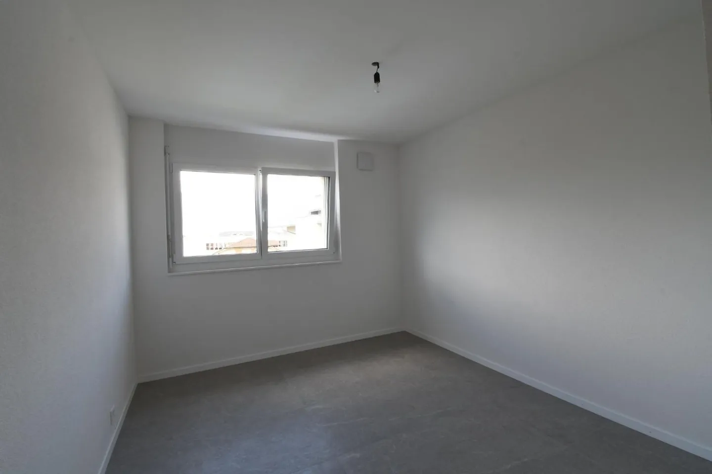 Bel appartement lumineux 4.5 pièces - Photo 7 sur 11