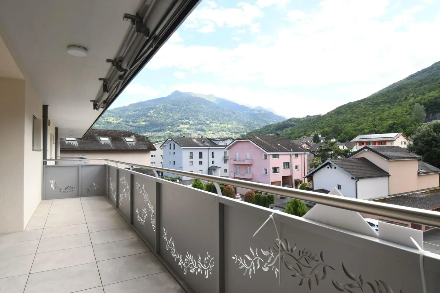 Bel appartement lumineux 4.5 pièces - Photo 10 sur 11