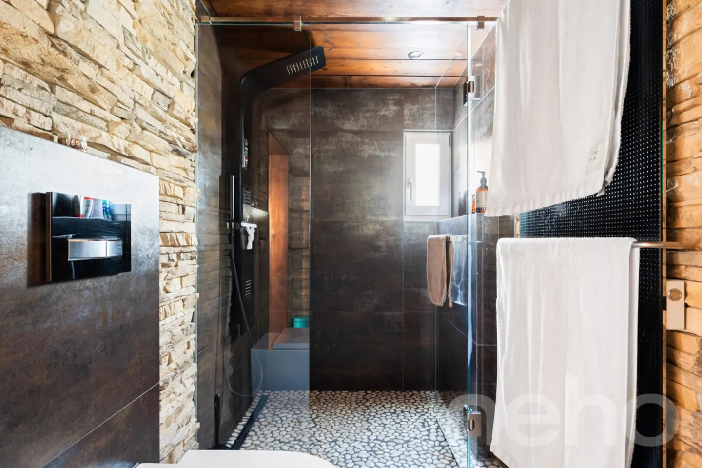 Charming Swiss Chalet Retreat - Photo 9 of 12