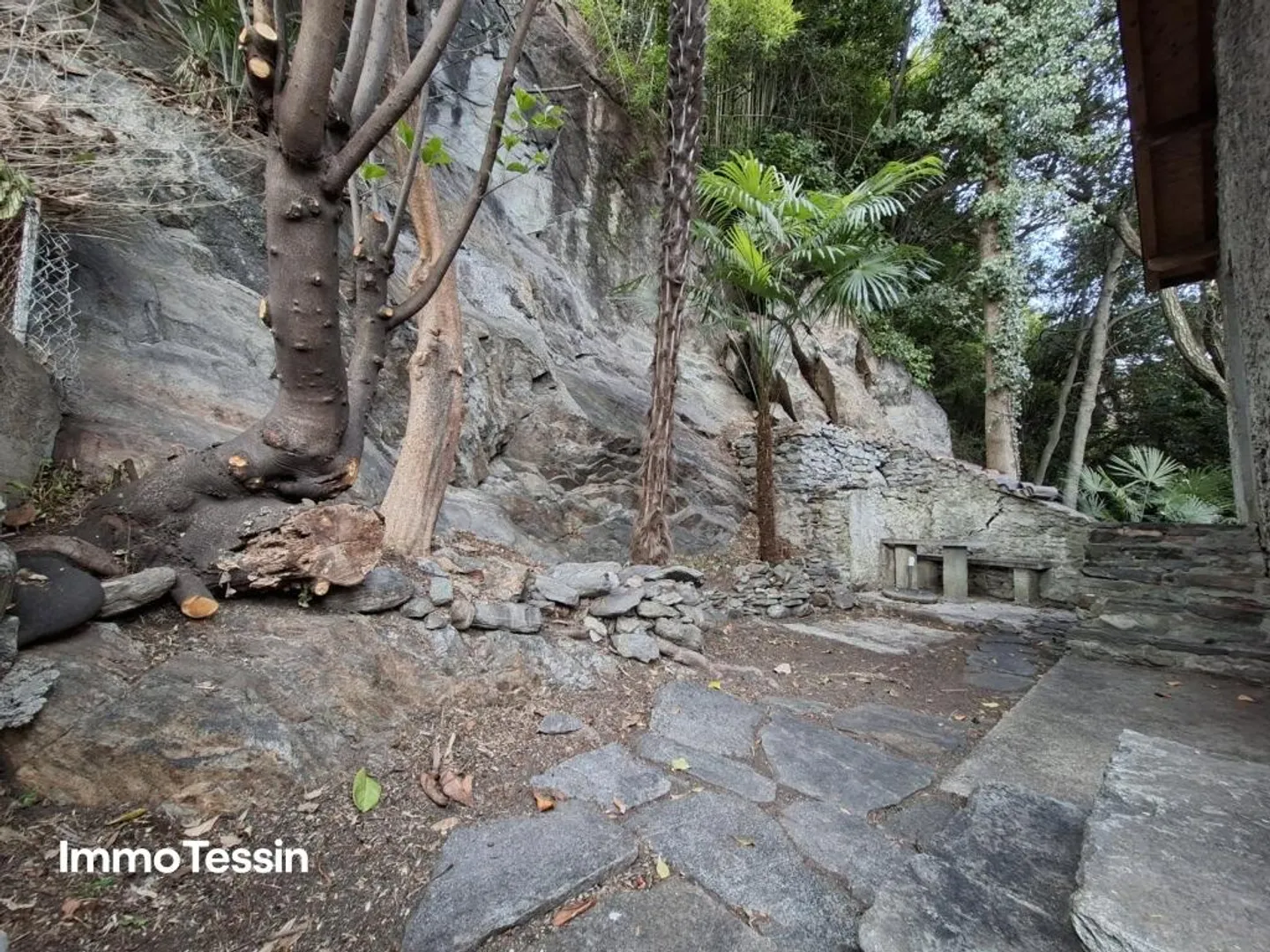 PREZZO TOP: Casa ticinese originale con estensione e area esterna in posizione tranquilla - Foto 11 di 11