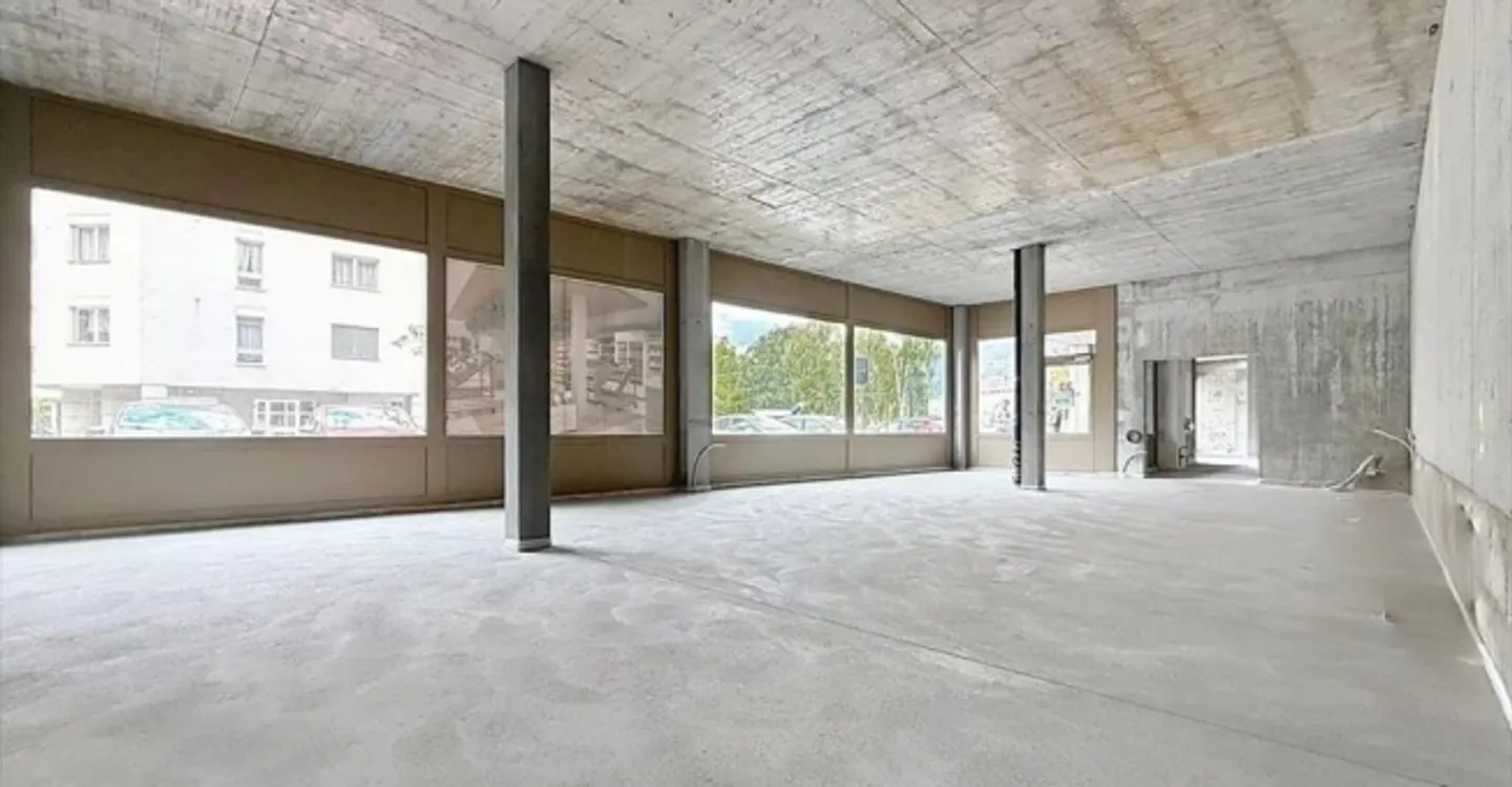 Arcade - Photo 7 of 12