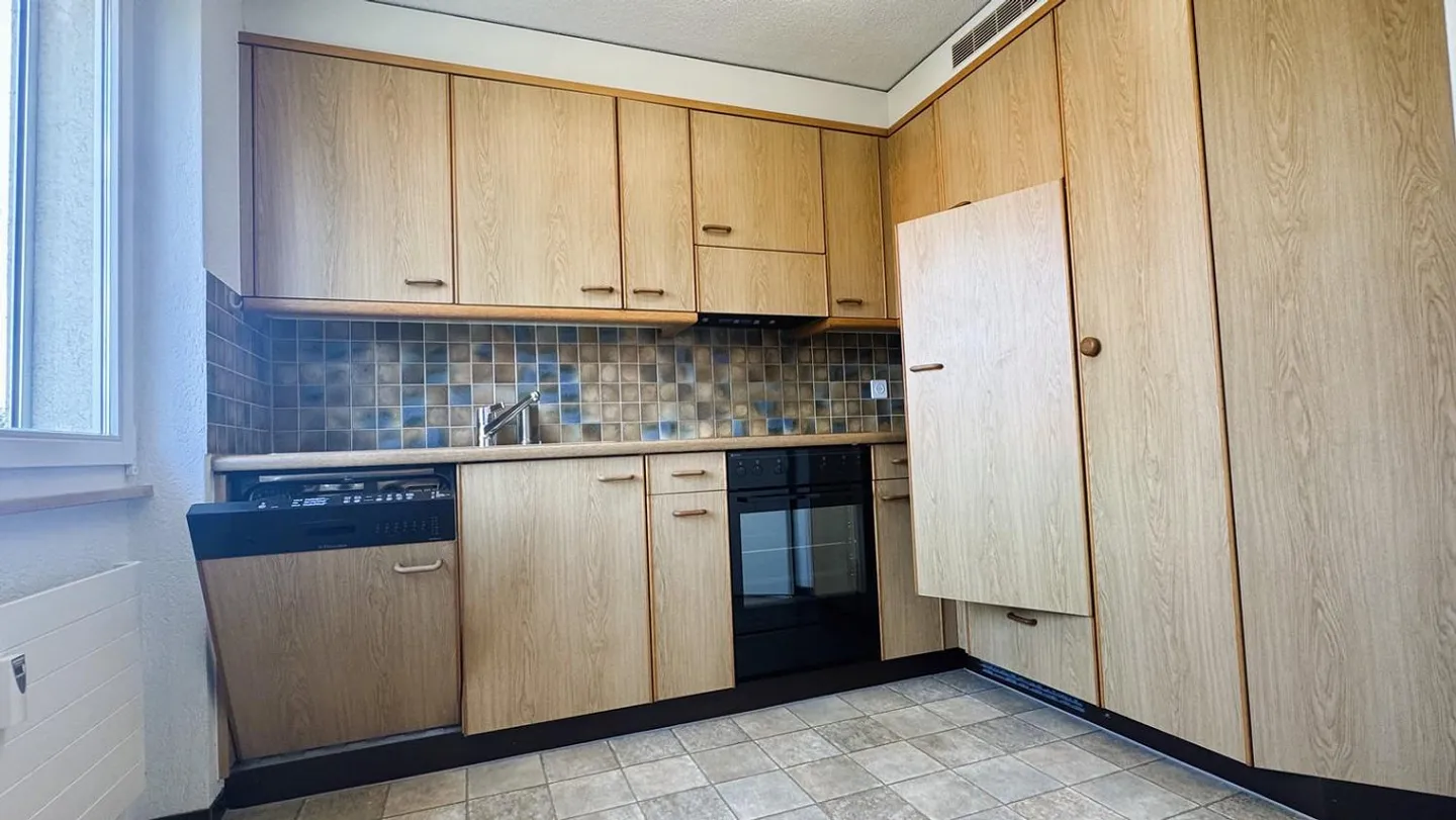 Spacious 3.5-room apartment for rent in Aarberg - Photo 8 of 10