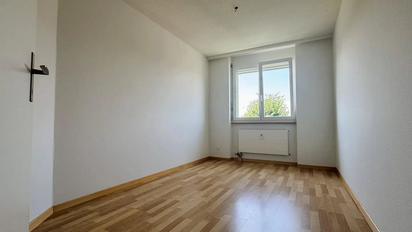 Spacious 3.5-room apartment for rent in Aarberg - Photo 9 of 10